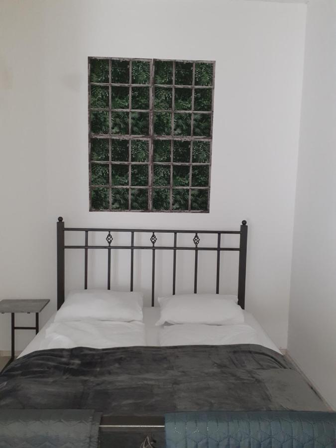 Flora Novi Sad Apartment Ngoại thất bức ảnh